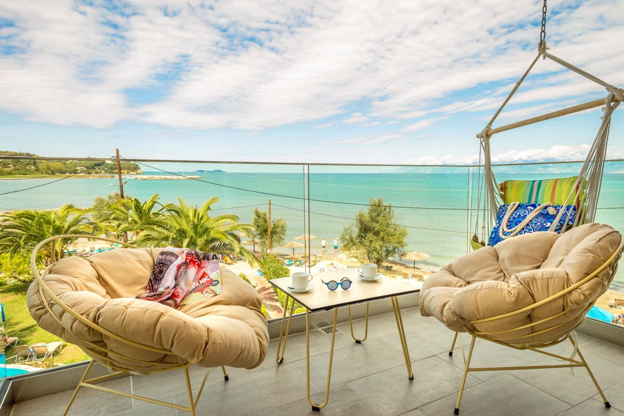 Angela Beach Hotel&Apts Roda  Exterior foto